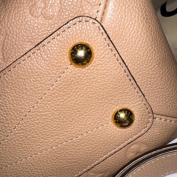 👛 Louis Vuitton Vosges MM Monogram Empreinte Leather Bag - Picture 10 of 16